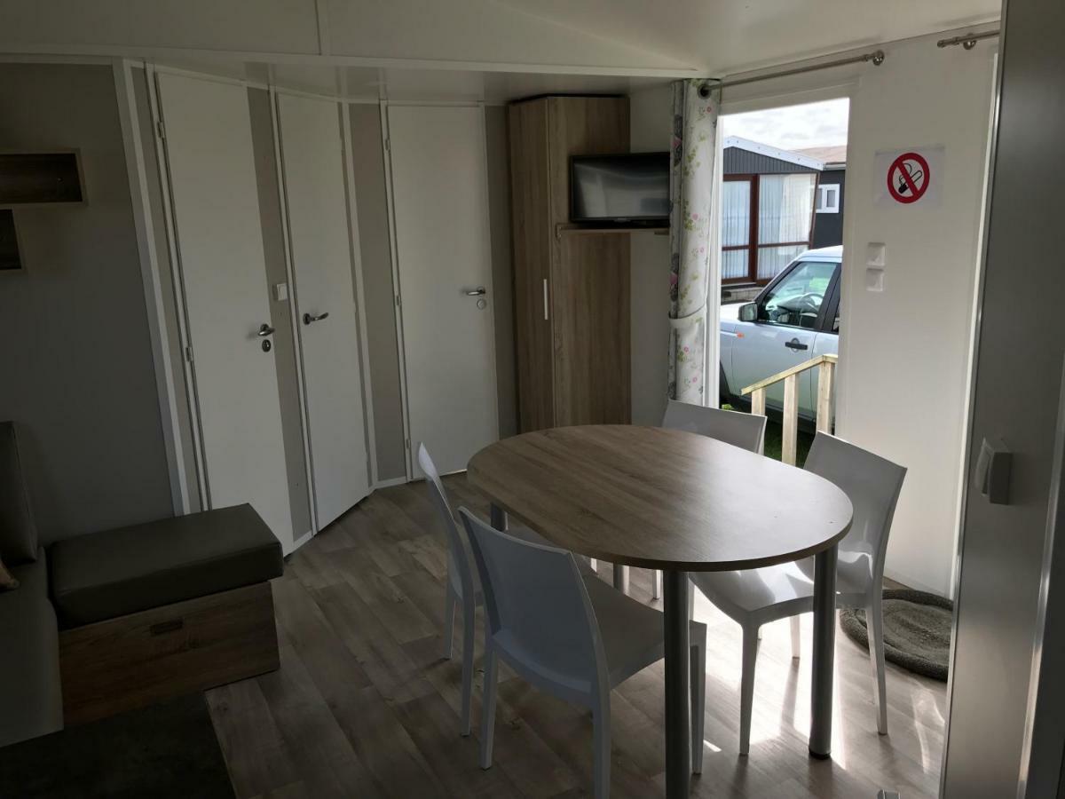 Caravan Middelkerke Hotel Екстериор снимка