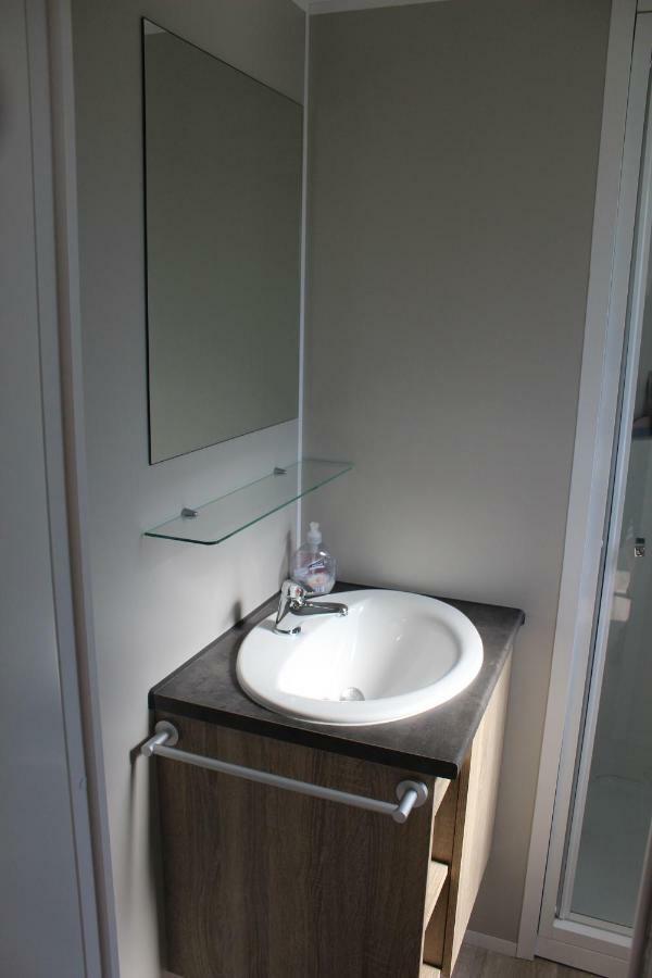 Caravan Middelkerke Hotel Екстериор снимка